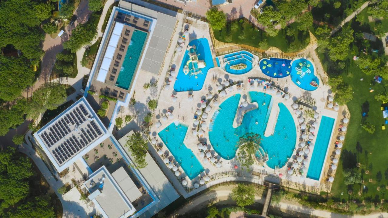 Mediterraneo Village Holiday park 5*